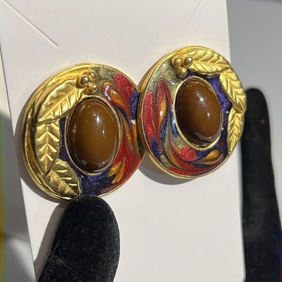 Bundle Sale 3 for $15 | Circle Gold Tone Swirl Enamel Post Earrings - Picture 8 of 9